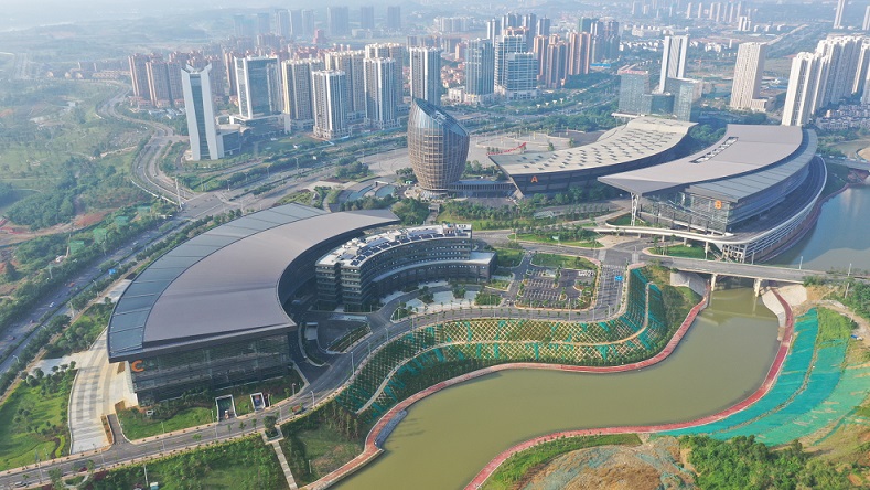 柳州東盟會(huì)展中心選用杭州拓佳YXB65-185-555樓承板