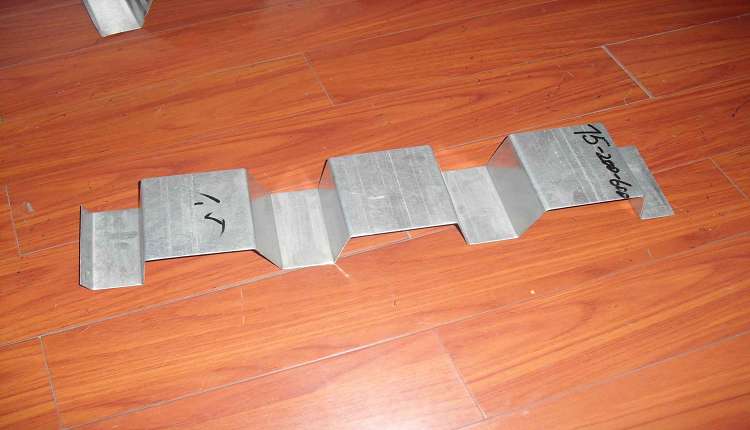 YX70-200-600 樓承板