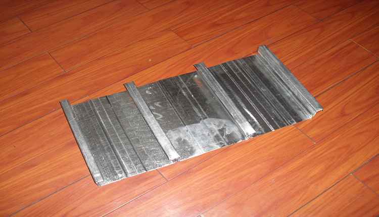 YXB66-166-500  閉口樓承板